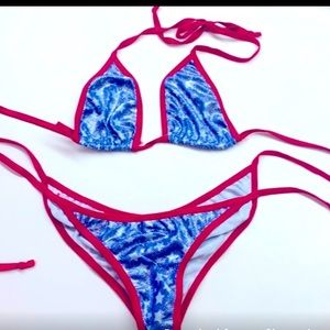 Scrunch butt sexy patriotic bikini!! ☀️☀️☀️ size small